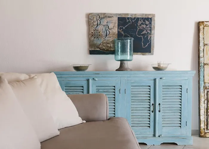 Villa Thea Collection