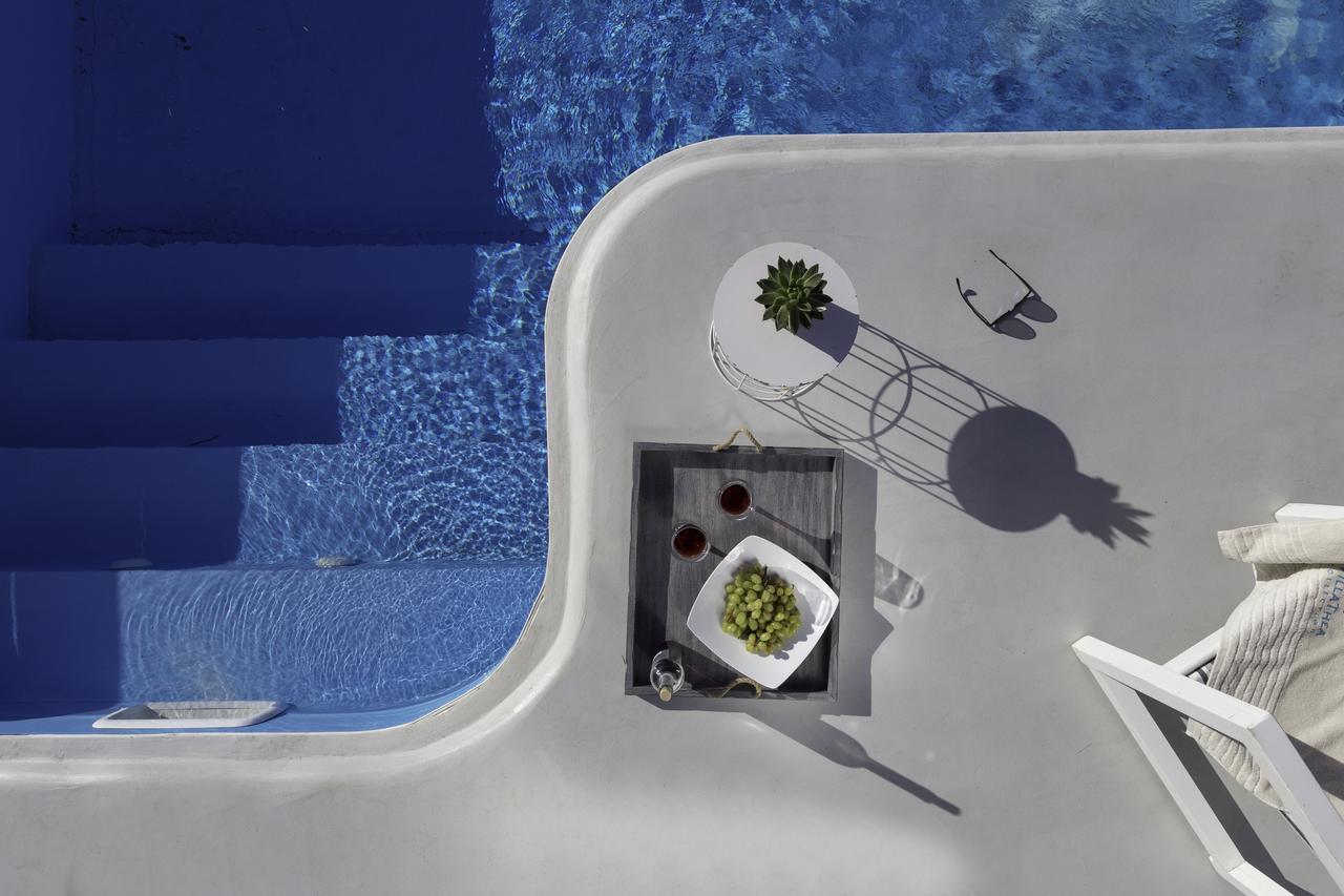 Villa Thea Collection *